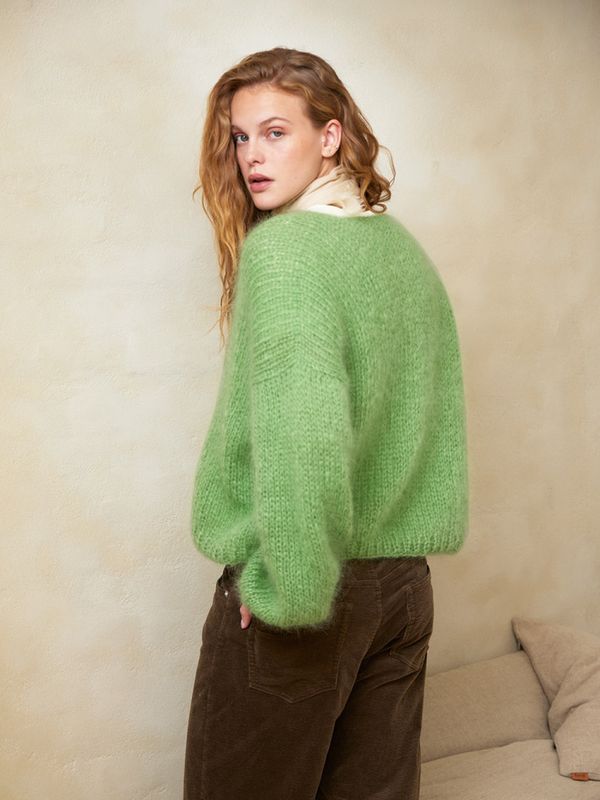 2402-3 Facile Sweater (dobbel tråd)