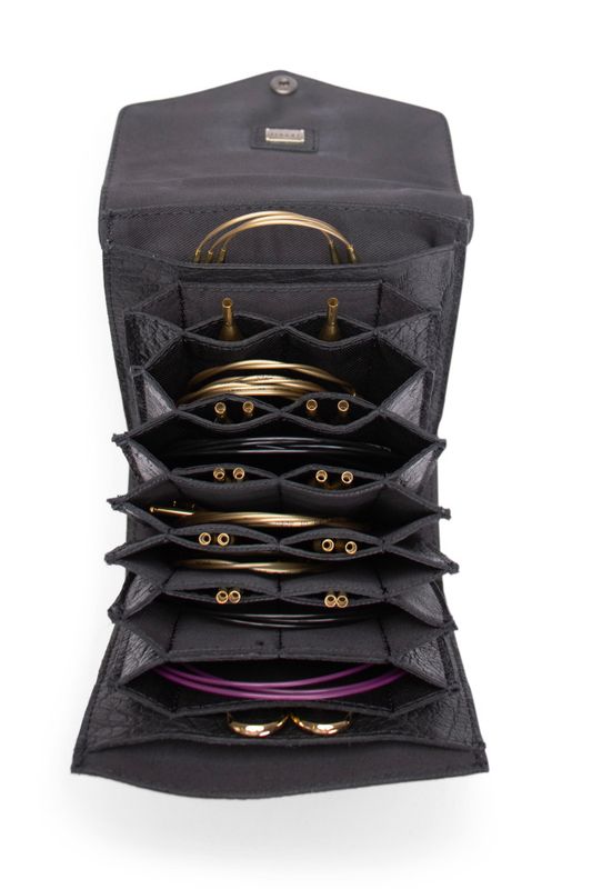 Betina - Black