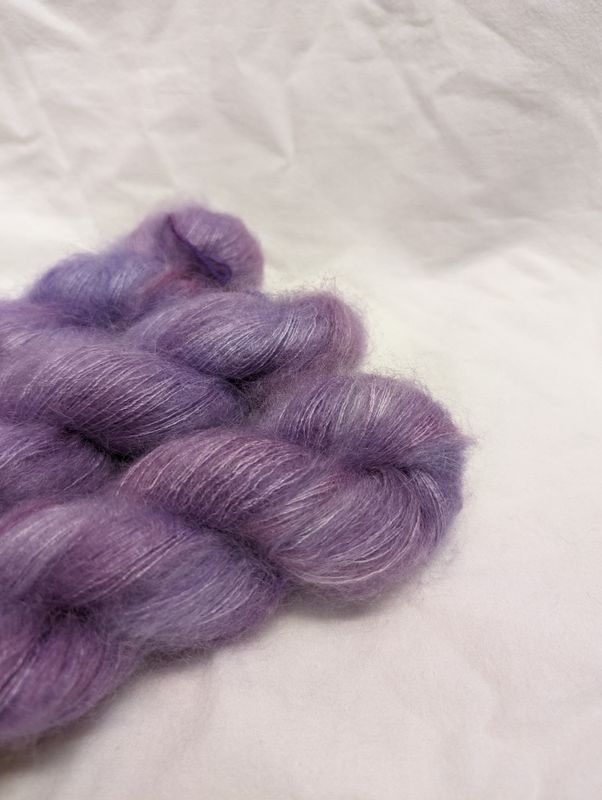 Silk Mohair, Lilla sky