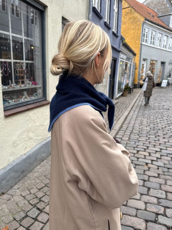 Uma Scarf